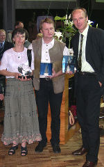 Von rechts nach links: Josef Zotter, Karl und Marianne Pirschner © Trigos Von rechts nach links: Josef Zotter, Karl und Marianne Pirschner